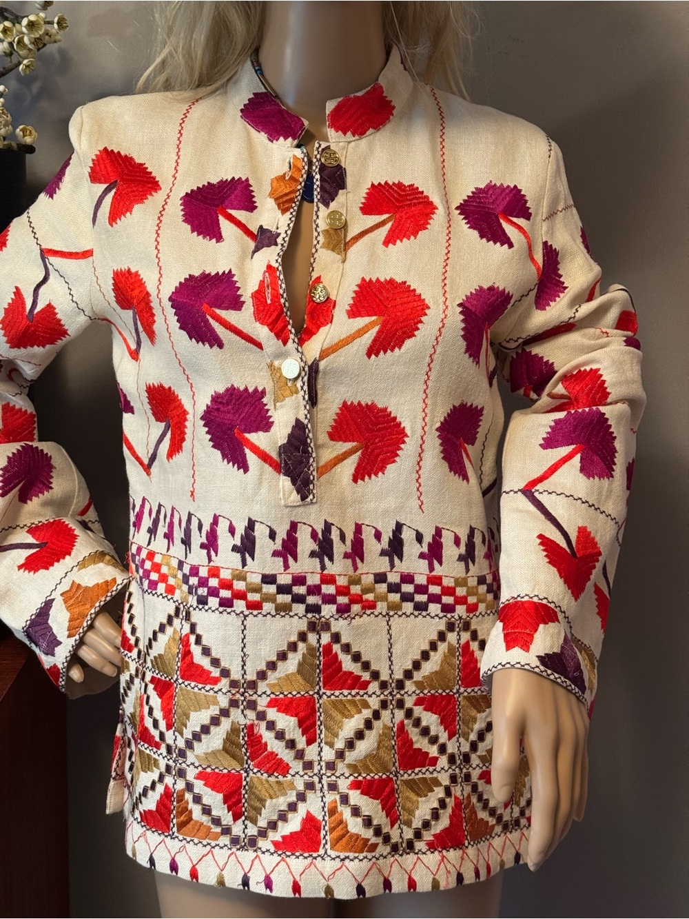 Tory Burch Cream Embroidered Linen Tunic with Red & Purple Accents - Picture 13 of 13